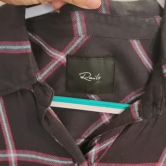 Button down flannel - Picture 2 of 5